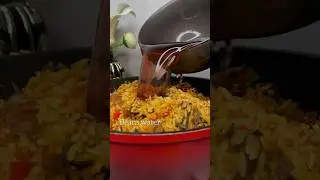The Best method of cooking palm oil rice & beans. #riceandbeans #nigerianfood #shortsafrica #shorts