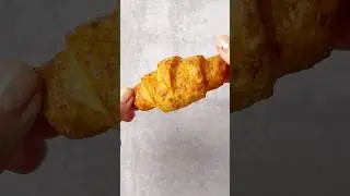 Cheesant (Cheese Croissant Hack) #cheese #croissant #cheesecroissant #snacks