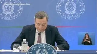 Vaccini, Draghi: «Obbligo agli over 50 sulla base dei dati»