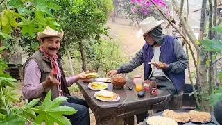 huevos encebllados  en el comal  saben mejor