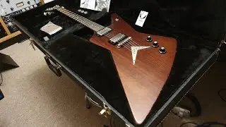Видеообзор гитары Dean USA Explorer Pro Series Z Mahogany Limited Edition Run 2004