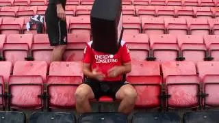 Charity Challenge | Ian Harte takes part in the Ice Bucket Challenge