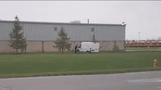 One injured after van hits Hilliard school building