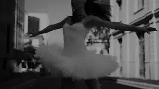 Ron Adelaar & Roxane Genot - Charme  [Neoclassical Piano / Solo Piano Music]