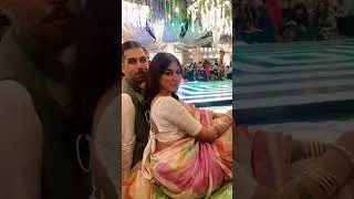 Javeria Abbasi daughter Anzela Abbasi with Fiance #fashion #shorts #pakistaniactress #pakistanidrama