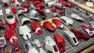 Hi-v supervising work in progress 🎨⚙️  #GunplaBuild #CustomPaint #Gundam #GKModel #gunpla 