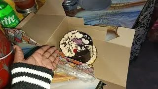 Aaj Hamare 500😍 subscribers pure ho gaye😃 hain ke to liye cake cut🥰 kar rahe hai