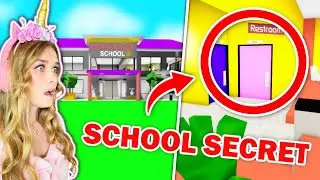 SCARY *SECRET* About The GIRLS BATHROOM In BROOKHAVENS SCHOOL! (Roblox)