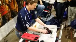 Bosch REAXX flesh detecting table saw GTS1041A