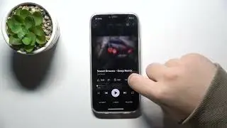 Как перемешивать и повторять песни в приложении YouTube Music
