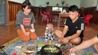 Monkey Luk and dad treat their Japan friend to a sumptuous meal