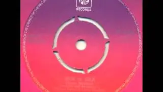 Daddy Maxfield - Rave 'n' rock (UK tough glam rocker)