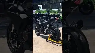 Used 2023 CBR500R, black, only 2900 km.