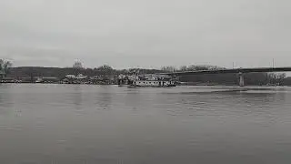 Master Salute! Luhr Bros M/V Noah P. Hays (Revisited)
