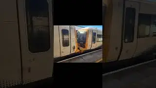 1/2/26 Southeastern Networker 465 Metcam and Networker 465018 Grove Park Railway station