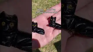 😻 #untetheredcrystals #crystaltok #witchtok #kitty #cat #catcrystal #crystalcarving