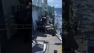US Navy Transferring Fuel at Mid Sea - Underway Replenishment ( UNREP ) @Defxofficials