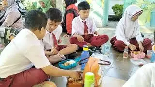 KEGIATAN RUTIN SELASA PAGI || SARAPAN BERSAMA MURID-MURID SLB-B NEGERI TULUNGAGUNG