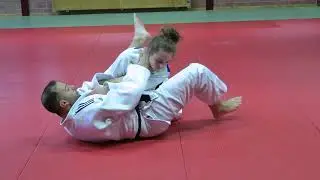 Ude Hishigi Juji Gatame