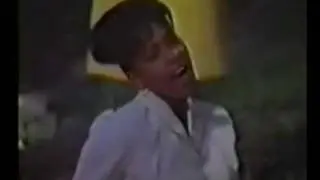The Chiffons   Nobody Knows Whats Goin' On
