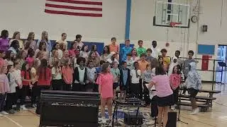 Gracie's 6th grade concert (gracie 5:30)