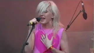 Ellie Goulding Under The Sheets Live Montreal 2011 HD 1080P