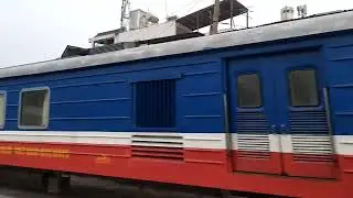 D19E 912 k&eacute;o t&agrave;u SPT1 qua chắn Phạm Văn Đồng chở Bảo Long railway về ga S&agrave;i G&ograve;n sau khi đi Bi&ecirc;n H&ograve;a 