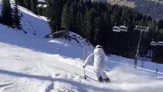 Short turns on a bumpy and icy slope with claudia kohler ⛷❄️⛷🇦🇹 in Voralberg, Austria