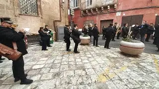 #Taranto #Natale #Musica Tu scendi dalle stelle suonata eseguita dalla #Banda 