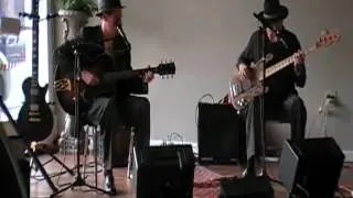 MOV037