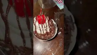 Black Frost Cupcake Review | Rayleys Modesto