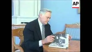 LITHUANIA: VILNIUS: 10TH ANNIVERSARY OF SOVIET ATTACK