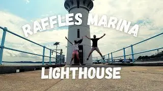 A lighthouse in Singapore! - Raffles Marina Lighthouse.