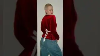 curvy bald blonde girl #asmr #blindguardian