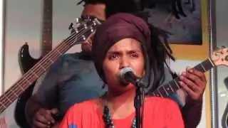 Tubar&aacute; Reggae en Myth Martini -Covers - Buena Suerte y Get Up Stand Up