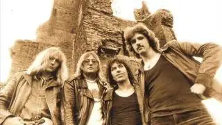 Picture - Hot Lovin&acute; Live Sliedretch 1982
