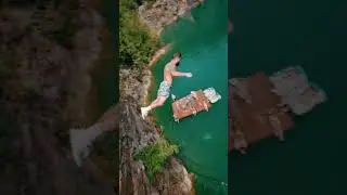 Death Diving in Slow Motion! (extreme D&Oslash;DS athletes)