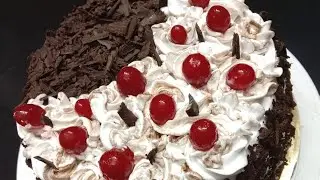💯..1Kg Black Forest Cake 🎂| Recipe in Tamil | How to make perfect Black Forest Cake in Kadai..