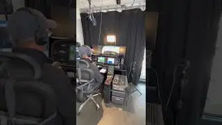 Behind the scenes with The Ren Barron on our Cirrus Flight Simulator #youtubeshorts #shorts