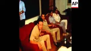 SYND 17-9-72 EGYPTIAN PRESIDENT , ANWAR SADAT MEETS WITH MOAMMAR GADDAFI
