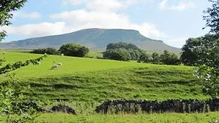 Yorkshire Dales Country Walk   The Yorkshire Three Peaks No 1  Pen y ghent from Horton in Ribblesdal