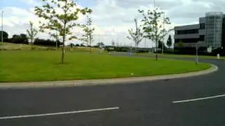 brand.fat daz trying to get his knee down5