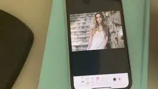 How to add emoji to your photo in iPhone without third party apps