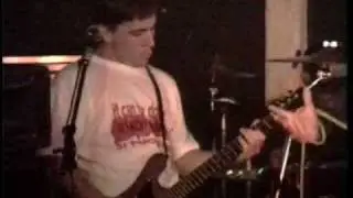Negu Gorriak - 01 - Bi doberman beltz (Live Stortebeker, Hamburg, 22/09/1993)