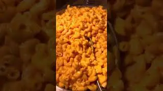 Поужинайте с нами в Goofy&rsquo;s Kitchen 🍕🍭🍦🐭