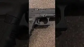 New FlashLight For My Airsoft Glock 17 #airsoftgun #airsoft #airsoftcqb
