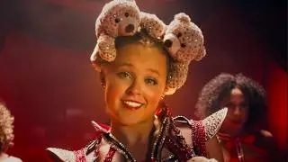 JoJo Siwa Still Thinks She's Miley Cyrus (Guilty Pleasure)