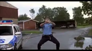 Отрывок из Kopps (Копы)