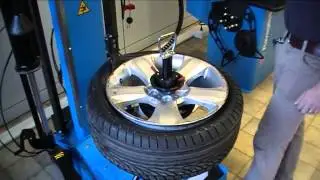 RAV G1150.30MAGIC   Dunlop 245 40 R18 using PLUS