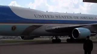 Airforce 1 Landing